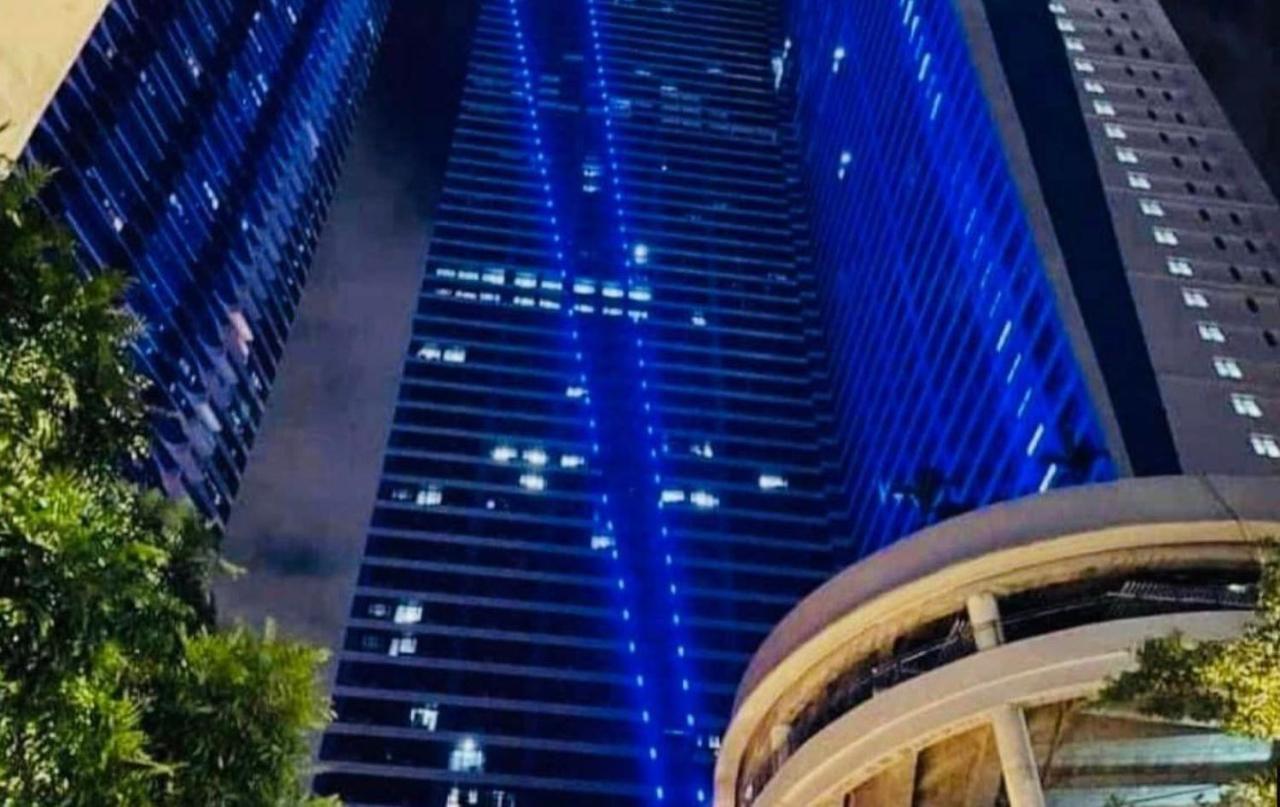 Air Luxury Makati Cbd With Balcony Apartment Manila Luaran gambar