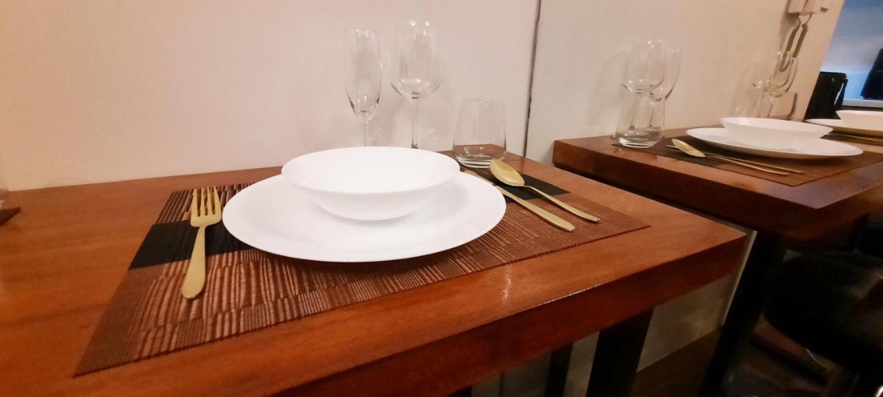 Air Luxury Makati Cbd With Balcony Apartment Manila Luaran gambar