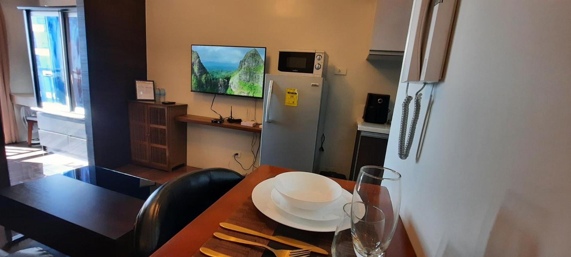 Air Luxury Makati Cbd With Balcony Apartment Manila Luaran gambar